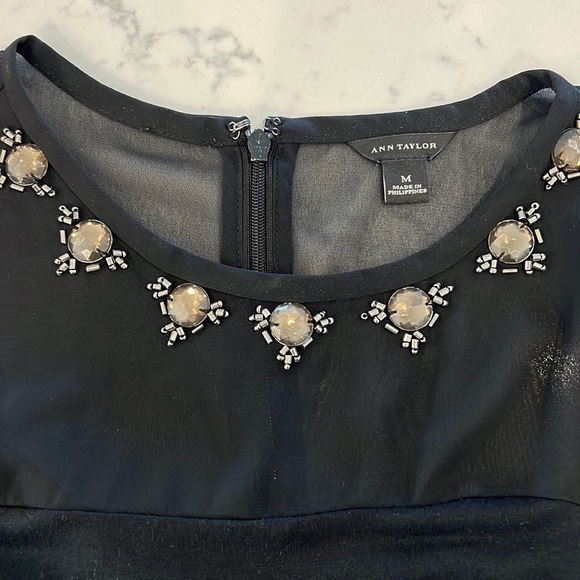 Beautiful top with lots of detail. Ann Taylor - Picture 2 of 4